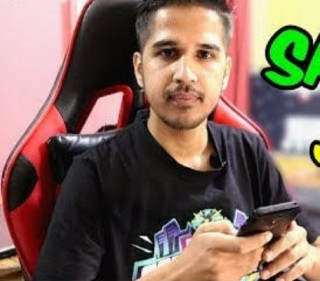 Desi gamers: Real Name, Age, Free Fire Id, Hometown, Income, Girlfriend, Net worth